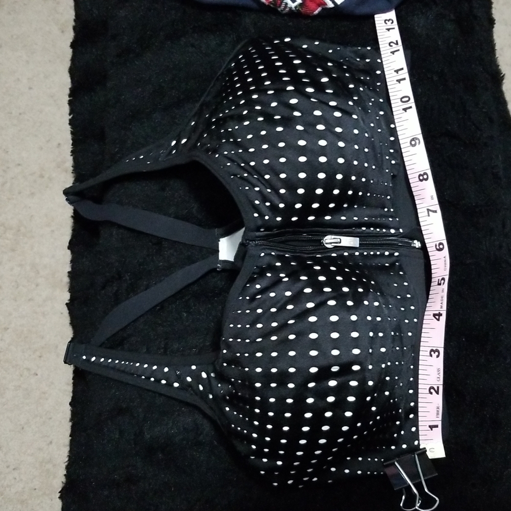 Victoria secret black sport bra size 34D